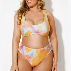 NWT Tye-Dye Two Piece w/ Underwire
